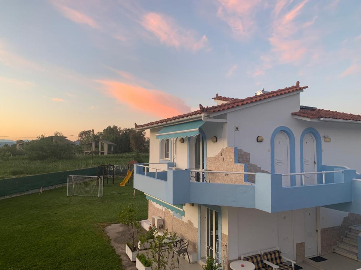 7Syn7 Aparthotel Oreí Kültér fotó
