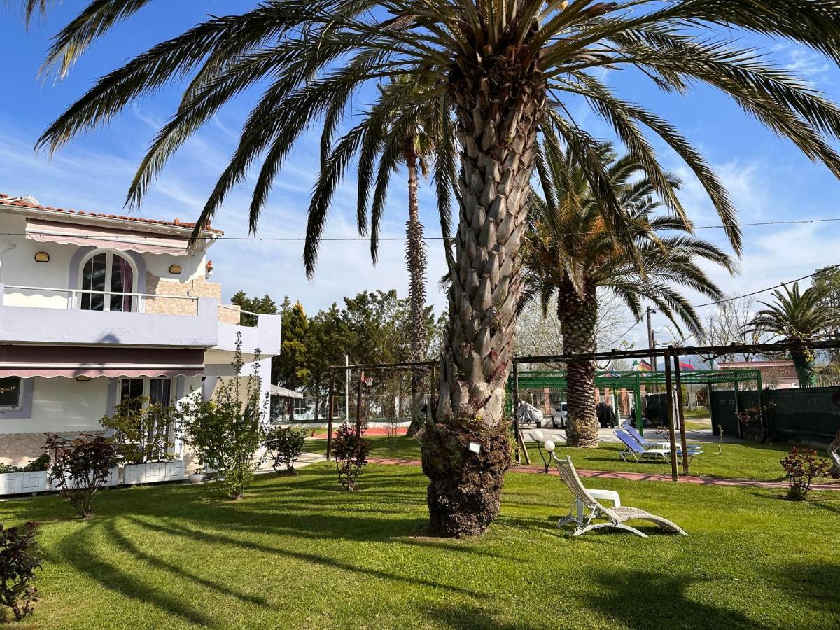 7Syn7 Aparthotel Oreí Kültér fotó