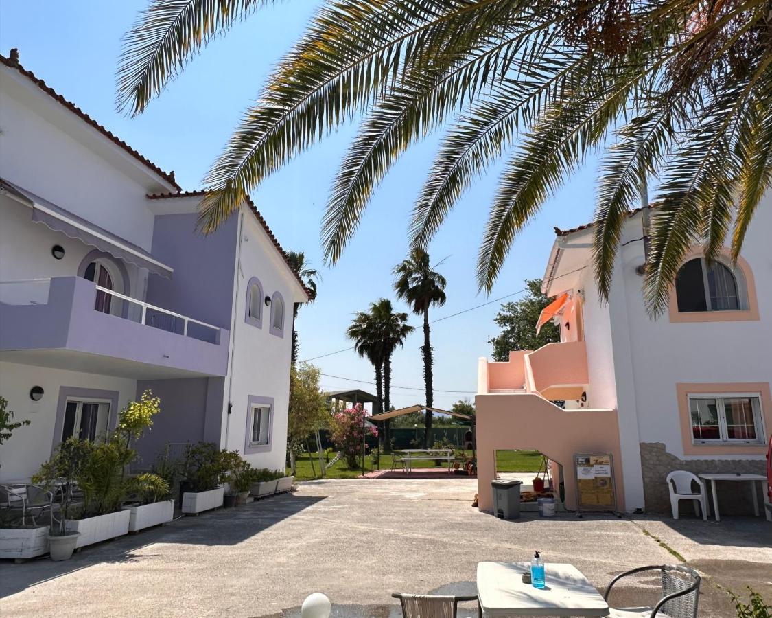 7Syn7 Aparthotel Oreí Kültér fotó